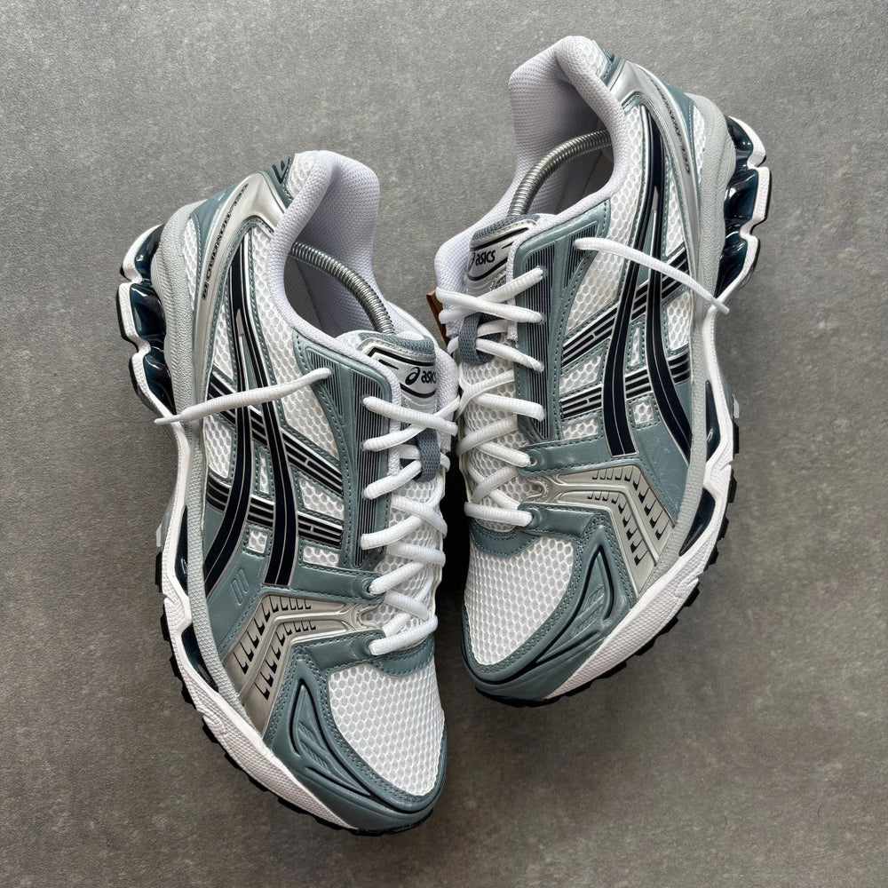 ASICS